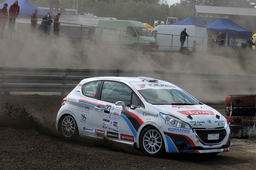 Kim Madsen og Line Lykke Jensen vandt 2WD-divisionen med et minuts forspring
(Foto: Rallypics.dk)